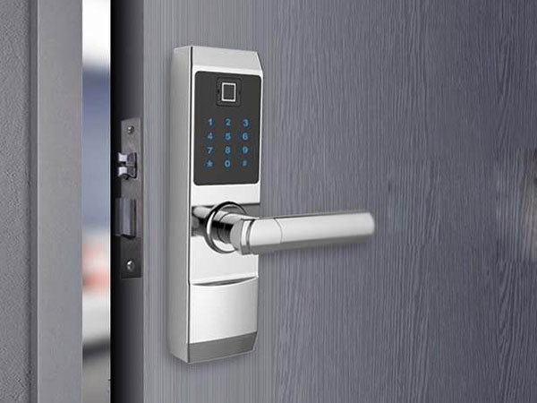 临渭24小时上门开锁公司